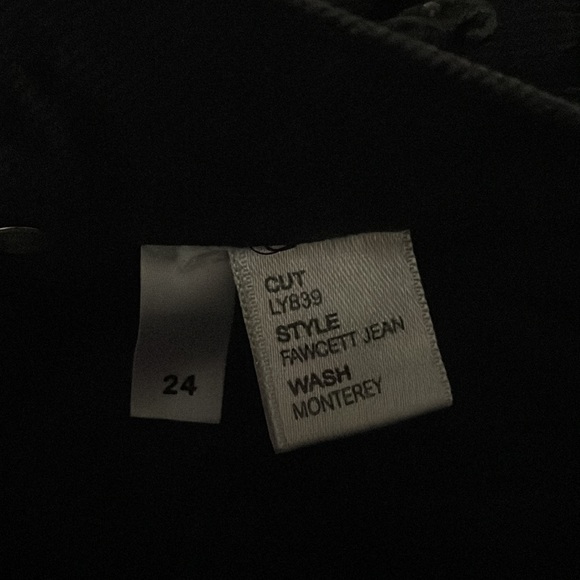 Reformation • Fawcett Jeans - Picture 8 of 9